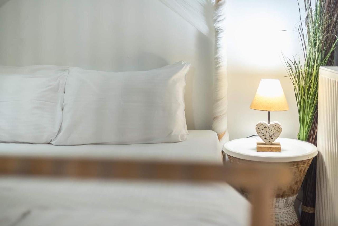 Athenian Home Bagian luar foto